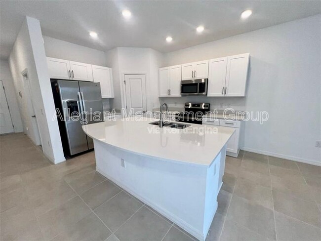 3558 Davenport Creek Ct in Kissimmee, FL - Foto de edificio - Building Photo