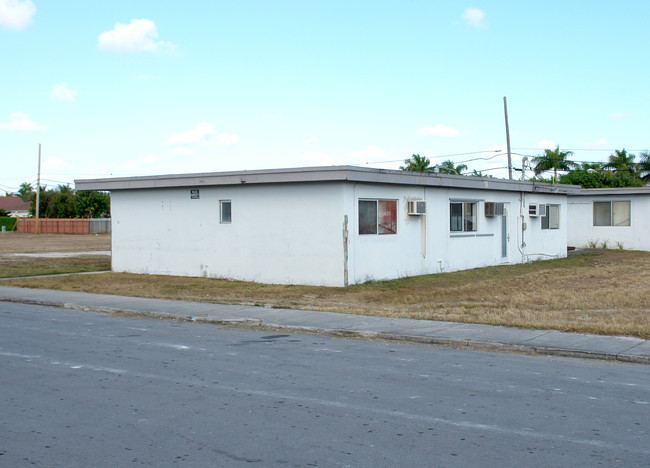 51 NW 1st St in Homestead, FL - Building Photo - Building Photo