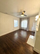 2705 Freeport Blvd in Sacramento, CA - Building Photo - Building Photo