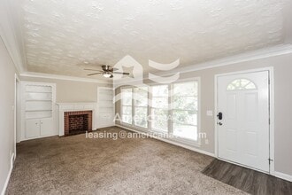 3912 Mosley Dr in Columbus, GA - Foto de edificio - Building Photo