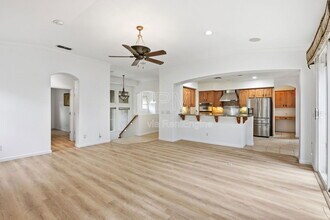 5956 St Andrews Dr in Stockton, CA - Building Photo - Building Photo