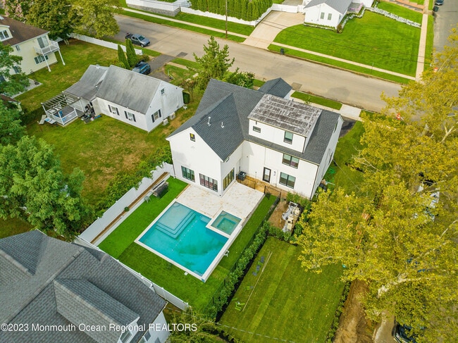 929 Van Ct Ave in Long Branch, NJ - Building Photo - Building Photo