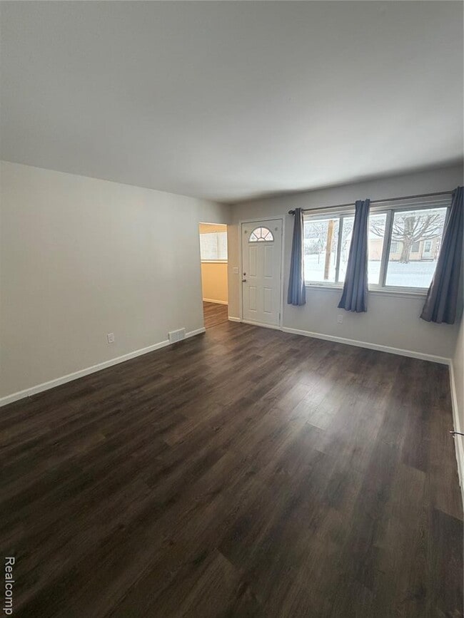 21053 St Francis in Farmington Hills, MI - Building Photo - Building Photo