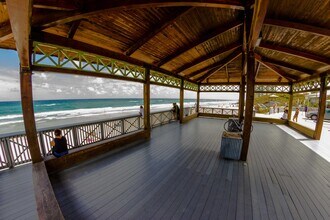 122 NW Gardner St in Boca Raton, FL - Building Photo - Building Photo