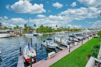 1777 SE 15th St-Unit -205 in Fort Lauderdale, FL - Building Photo - Building Photo