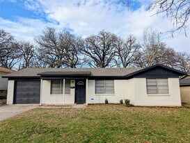 5553 Patton Dr in Fort Worth, TX - Building Photo