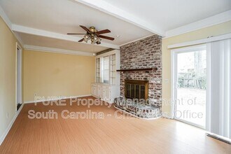 654 McCutchen Cir in Charleston, SC - Building Photo - Building Photo