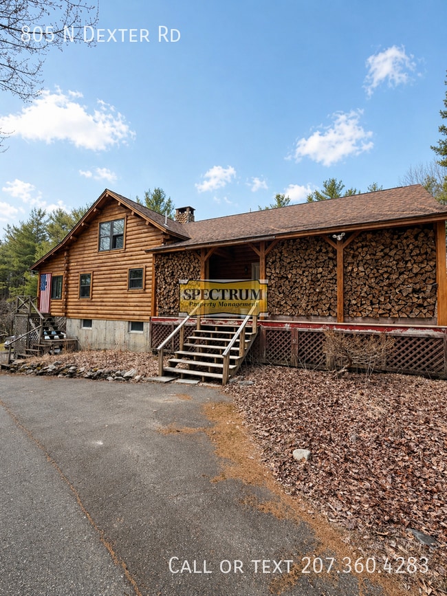 805 N Dexter Rd in Sangerville, ME - Building Photo - Building Photo