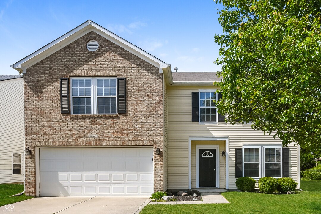 12624 Teacup Way in Indianapolis, IN - Building Photo