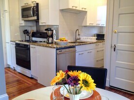 41 Fairfield Street, Unit 1 in Cambridge, MA - Building Photo