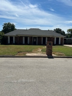 property at 2809 Apple Creek Cir