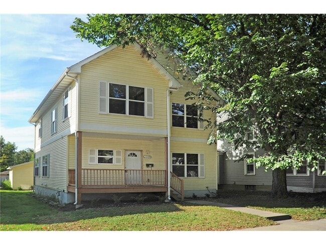 property at 1065 23rd Ave SE