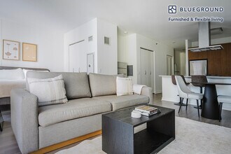 500 N Lake Shore Dr in Chicago, IL - Building Photo - Building Photo