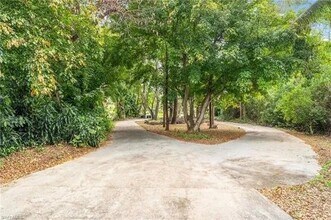 3745 27th Ave SW in Naples, FL - Building Photo - Building Photo