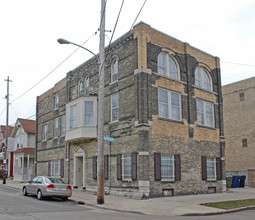 1454 N Warren Ave in Milwaukee, WI - Building Photo - Building Photo