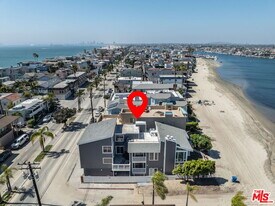6821 E Ocean Blvd in Long Beach, CA - Building Photo
