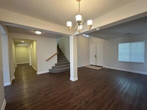 43868 Hampton St in Lancaster, CA - Building Photo - Building Photo