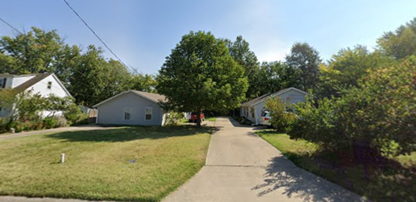 603 Hardin St-Unit -603 Hardin St Unit B in Columbia, MO - Building Photo