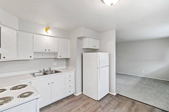 Boardwalk Apartments in Grand Ledge, MI - Foto de edificio - Building Photo