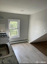 593 Penn St-Unit -3 in Perth Amboy, NJ - Building Photo - Building Photo