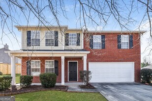 7390 Amhurst Terrace in College Park, GA - Building Photo