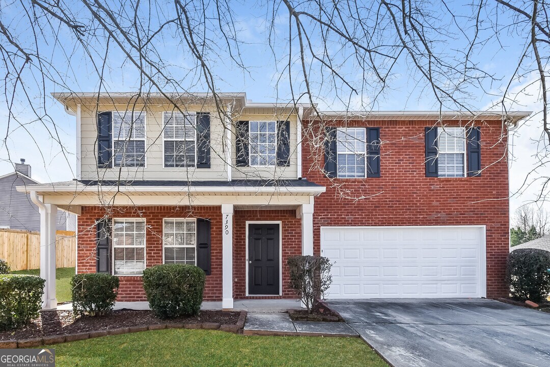 7390 Amhurst Terrace in College Park, GA - Building Photo