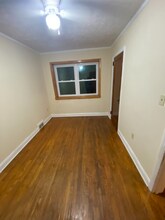 90 Riverside Dr in South Charleston, WV - Building Photo - Building Photo