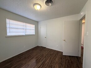 5508 13th St in Lubbock, TX - Building Photo - Building Photo