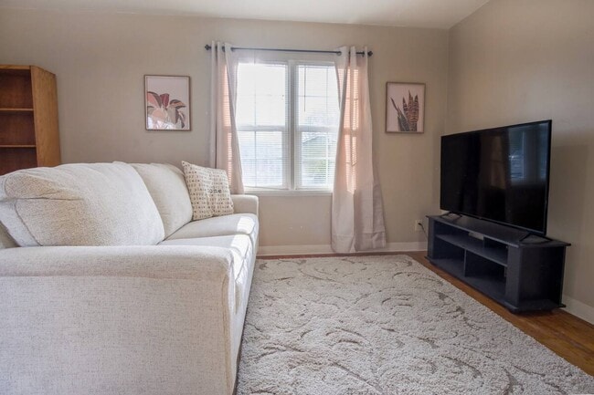 property at 1650 Oakley Ave