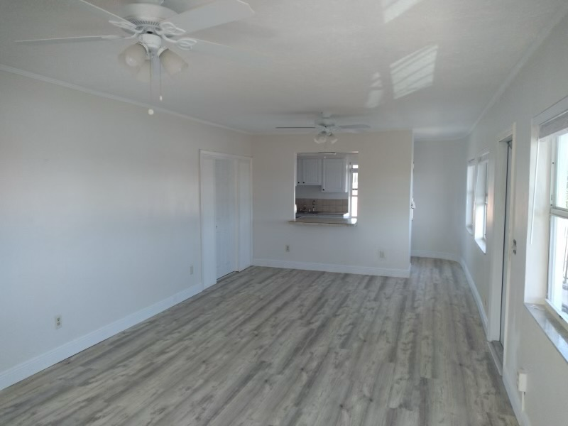 2303 N US Highway 1, Unit R14A in Fort Pierce, FL - Building Photo