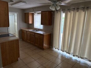 23 S Columbus St in Beverly Hills, FL - Building Photo - Building Photo