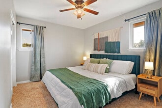 207 N Beverly St, Unit SI ID1366962P in Wheaton, IL - Building Photo - Building Photo