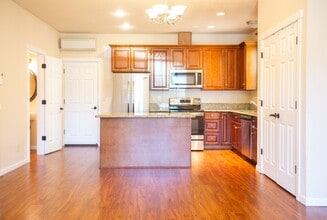 14171 Russ Wilcox Way in Oregon City, OR - Building Photo - Building Photo