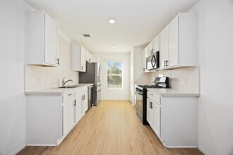 5031 Hurston Pk Trl in Rosharon, TX - Building Photo - Building Photo