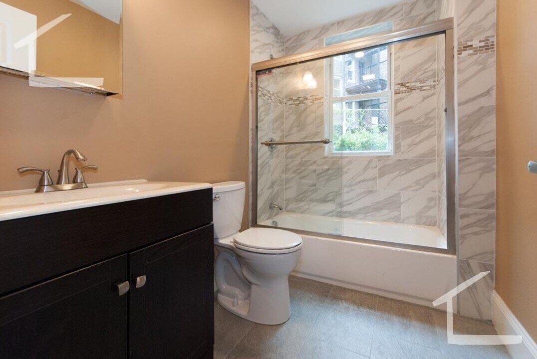 6-8 Lothian Rd in Boston, MA - Building Photo
