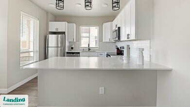 2445 Estrella Pkwy in Goodyear, AZ - Building Photo - Building Photo