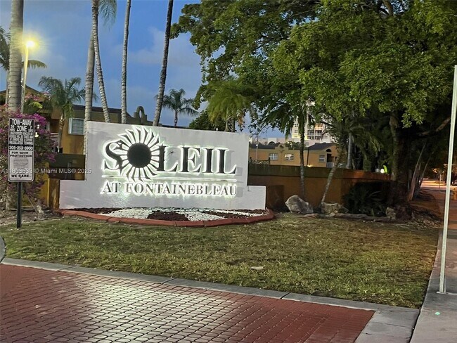 property at 9715 Fontainebleau Blvd