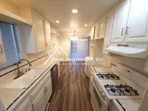 5080 Patti Jo Dr in Carmichael, CA - Building Photo - Building Photo