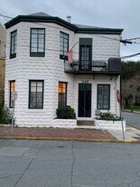 245 Lincoln St in Savannah, GA - Building Photo