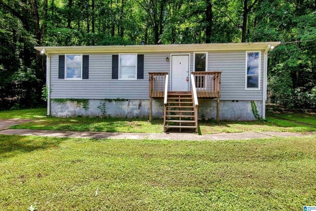 property at 7823 Happy Hollow Rd