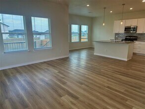 515 War Admiral Dr in Jarrell, TX - Building Photo - Building Photo