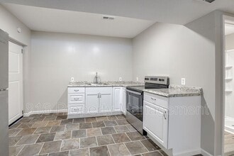 8718 E Winner Rd in Kansas City, MO - Building Photo - Building Photo