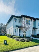 745 Benoi Dr in Davenport, FL - Building Photo