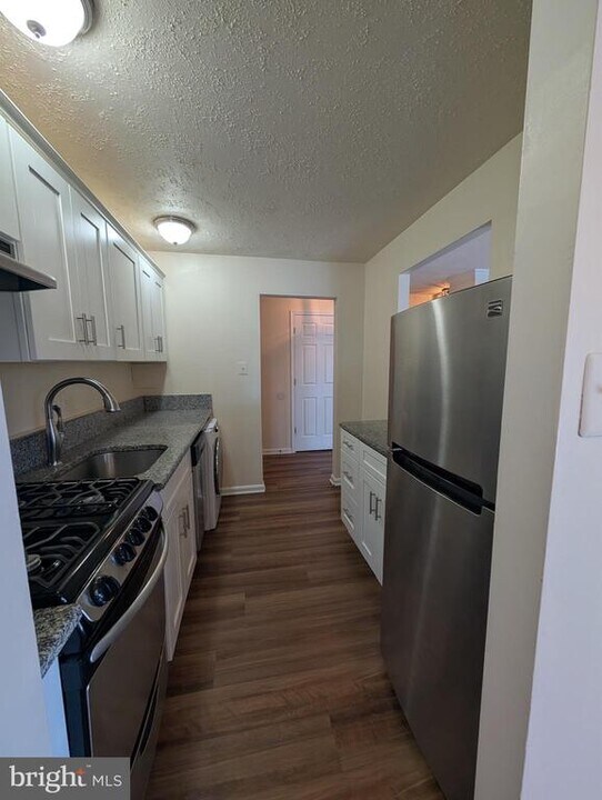 7105 Donnell Pl in Forestville, MD - Building Photo