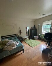 34 Raymond St, Unit 1 in Boston, MA - Building Photo - Building Photo