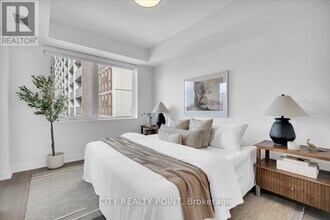 664 Spadina Ave. in Toronto, ON - Building Photo - Building Photo