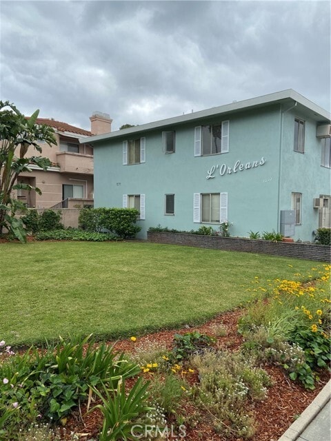 property at 1032 Arcadia Ave