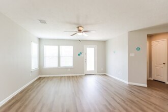 20132 Langwell Dr in Porter, TX - Building Photo - Building Photo