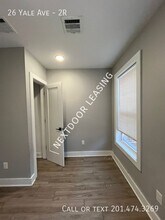 26 Yale Ave in Jersey City, NJ - Building Photo - Building Photo