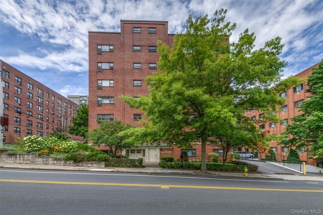 property at 15 Lake St